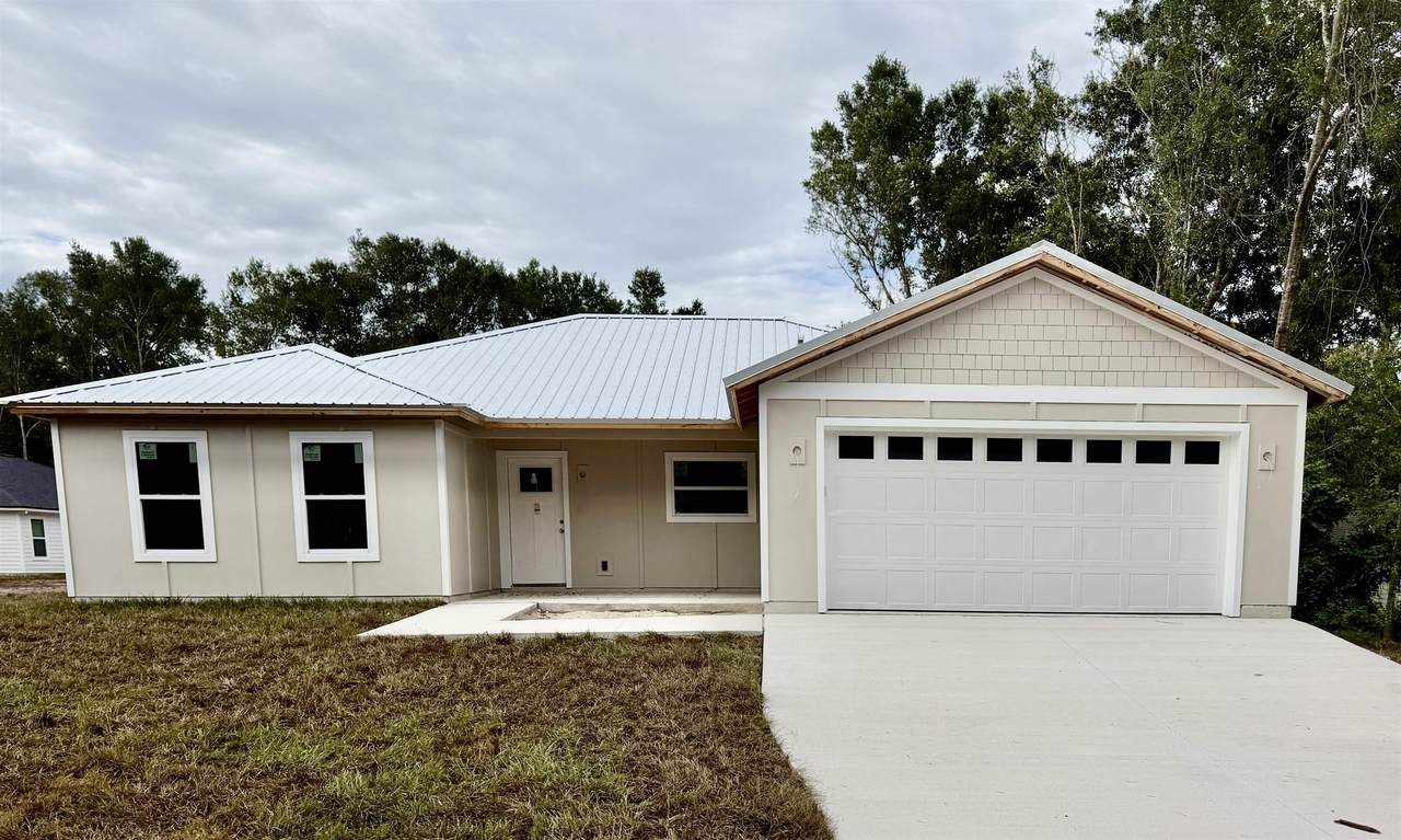 901 Delcie Dr - Photo 1