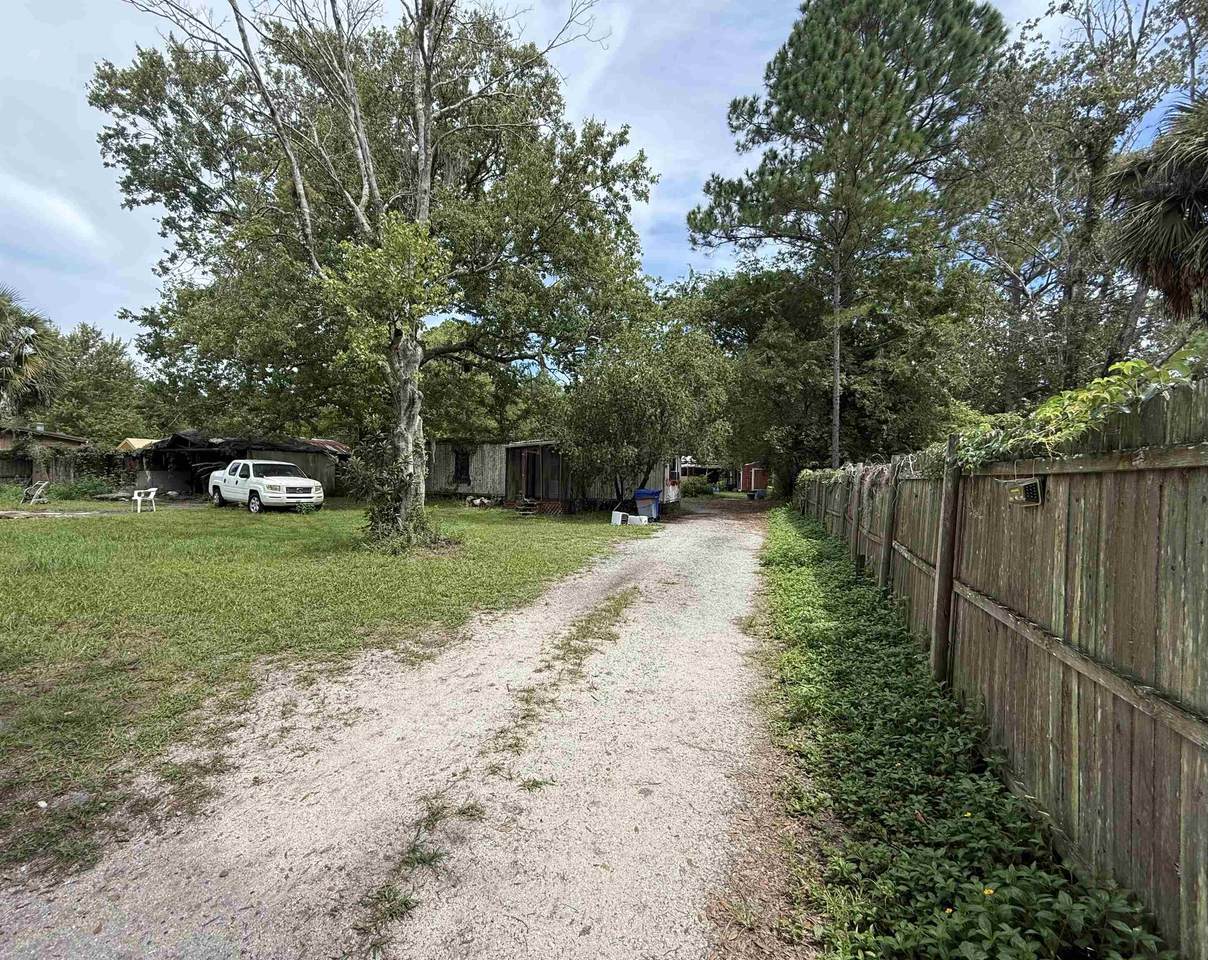 1644 Natalie Rd - Photo 1