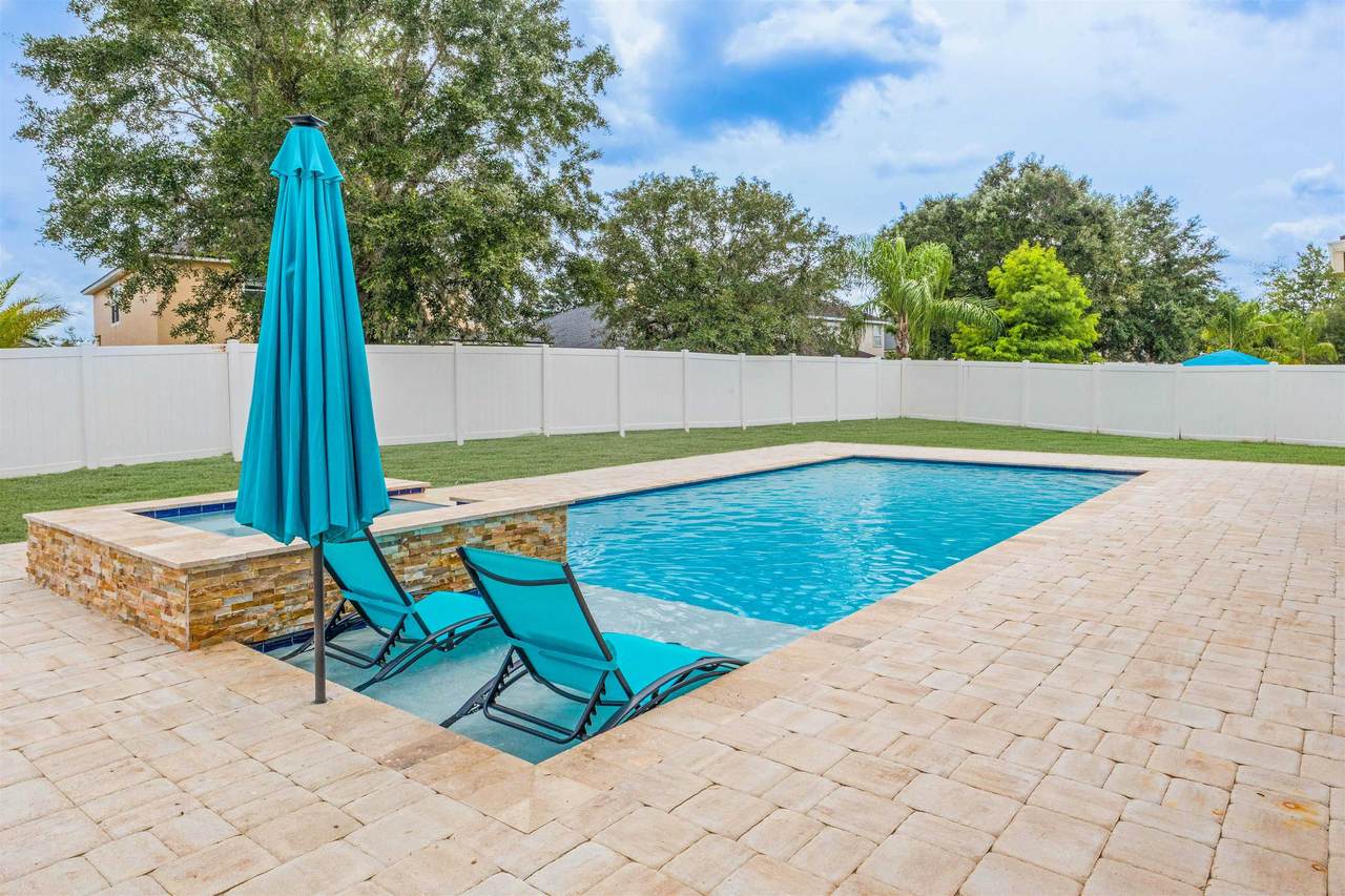 1084 Santa Cruz St - Photo 1