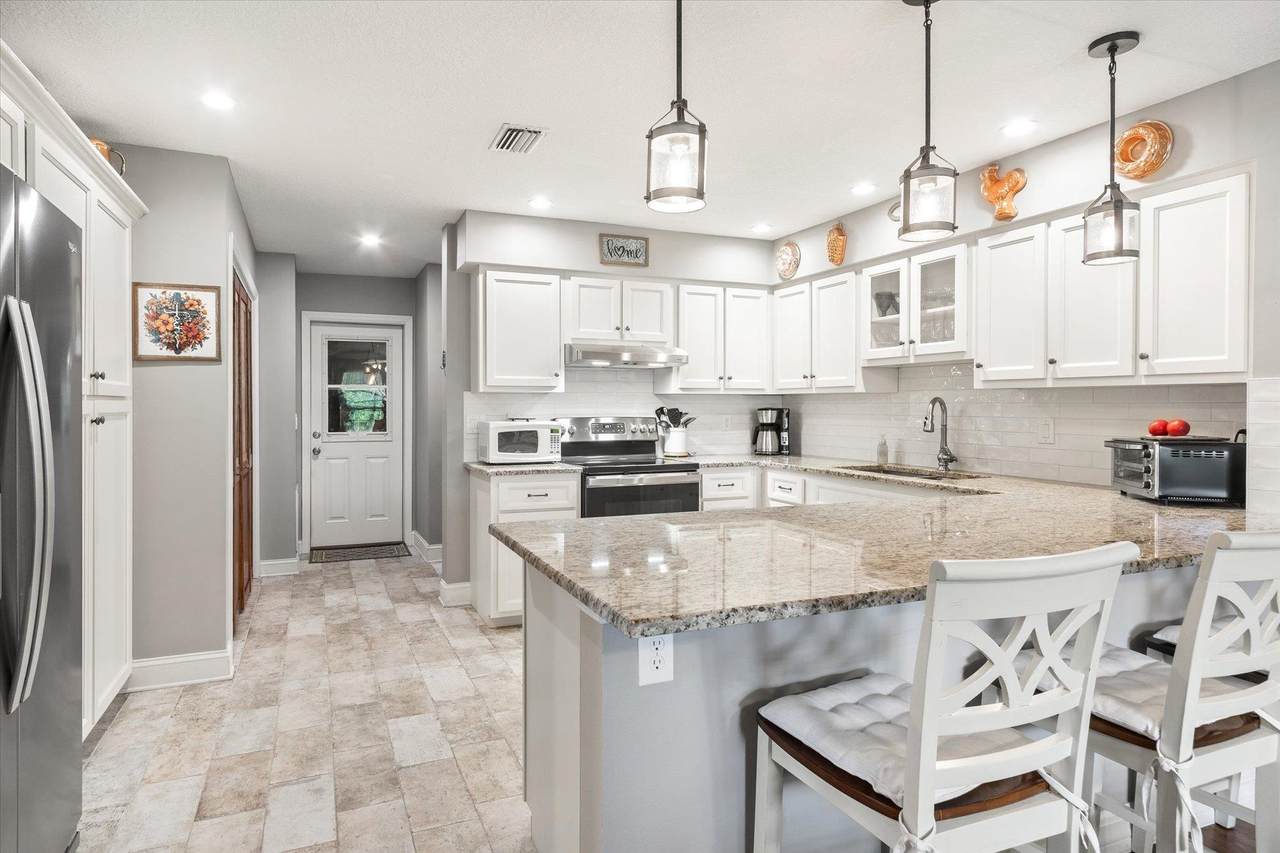 525 Domenico Cir - Photo 1