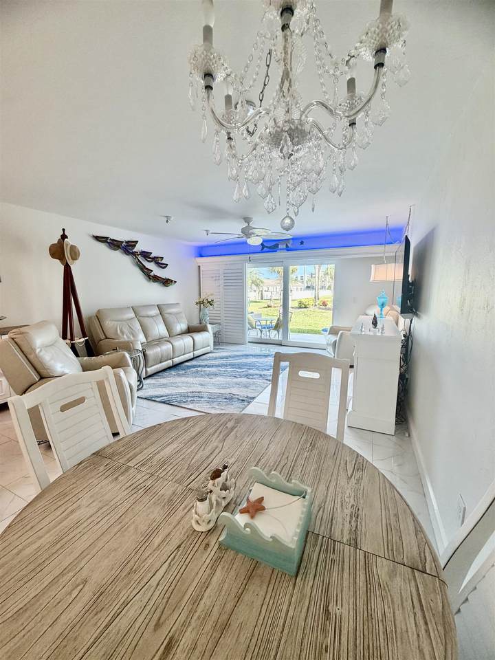 21 Dondanville Rd - Photo 1