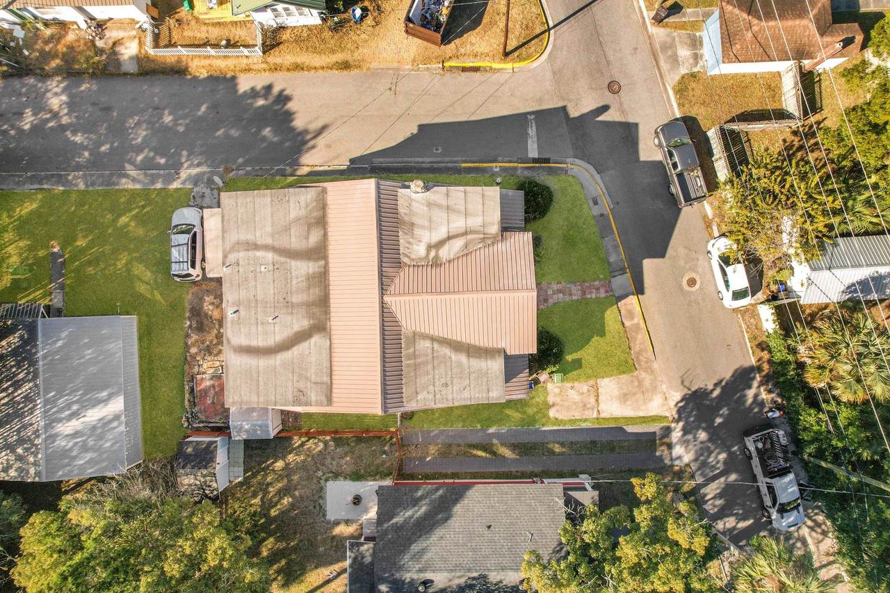 134 Washington St - Photo 1