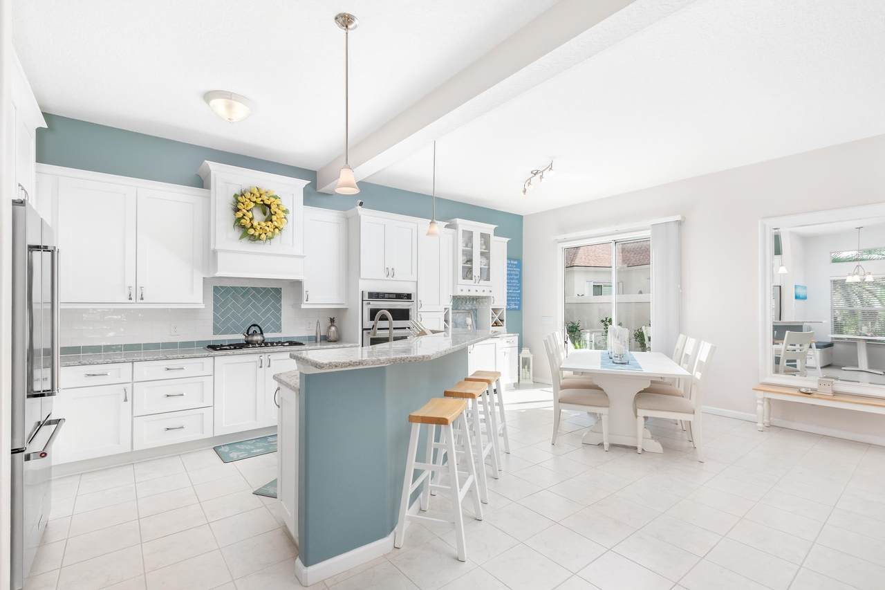 400 Sweet Magnolia Court - Photo 1