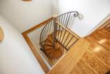 22 Lake St - Photo 38