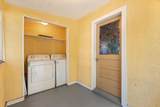 92 & 92 1/2 Evergreen Ave - Photo 17