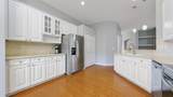 1709 Dartmoor Ln - Photo 7