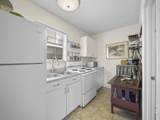509 Live Oak St + Guest House - Photo 32