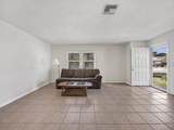 206 E St - Photo 27