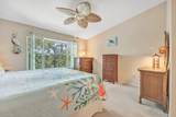 17203 Harbour Vista Circle W/ Garage - Photo 10