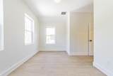 952 Alexander Street - Photo 18