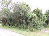 1040 Prince Rd - Photo 2