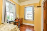 10 Venancio St - Photo 15
