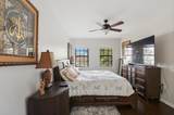 2360 Windsor Lake Circle - Photo 17
