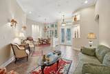 956 Oxford Dr - Photo 14