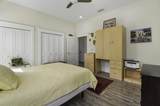 307 Saint George St - Photo 17