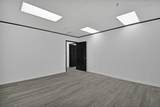 233 Bay St - Photo 10