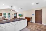 5841 Oak St - Photo 10