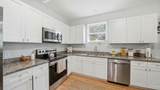 820 Saint Johns St - Photo 4