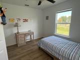 890 Helen St - Photo 3