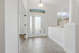 933 Oxford Dr - Photo 4