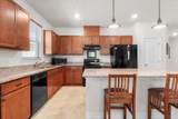 437 La Mancha Dr - Photo 13