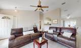 330 Segovia - Photo 4