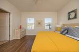 6832 Middleton Ave - Photo 33