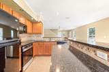 211 Crete Ct - End Unit - Photo 12