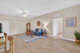 621 Shores Blvd - Photo 8