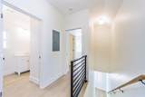 962 Alexander St - Photo 20