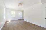 962 Alexander St - Photo 9