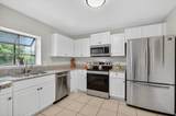 330 Shores Blvd - Photo 4