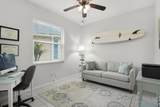 972 Ridgewood Ln - Photo 26