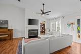 284 Churchill - Photo 6