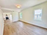 942 Alexander St. - Photo 3
