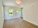 942 Alexander St. - Photo 5