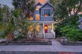 66 Weeden St - Photo 2