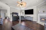 524 Silverthorn Ln - Photo 21