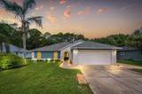 600 Christina Dr - Photo 2