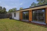 405 Casuarina Cir - Photo 15