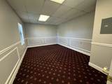 550 Balmoral Cir - Photo 4