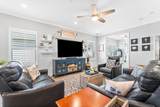 313 Aventurine Ave - Photo 10