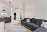 2066 Forest Gate Dr - Photo 18