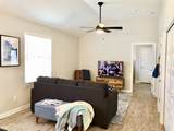 3877 Laurel St - Photo 16