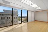 233 Bay St - Photo 3