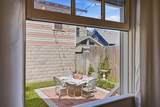 16 Locust St - Photo 11