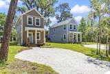 962 Alexander St - Photo 2