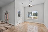 334 Churchill - Photo 10