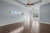 334 Churchill - Photo 19