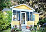 10 Eastman St - Photo 1